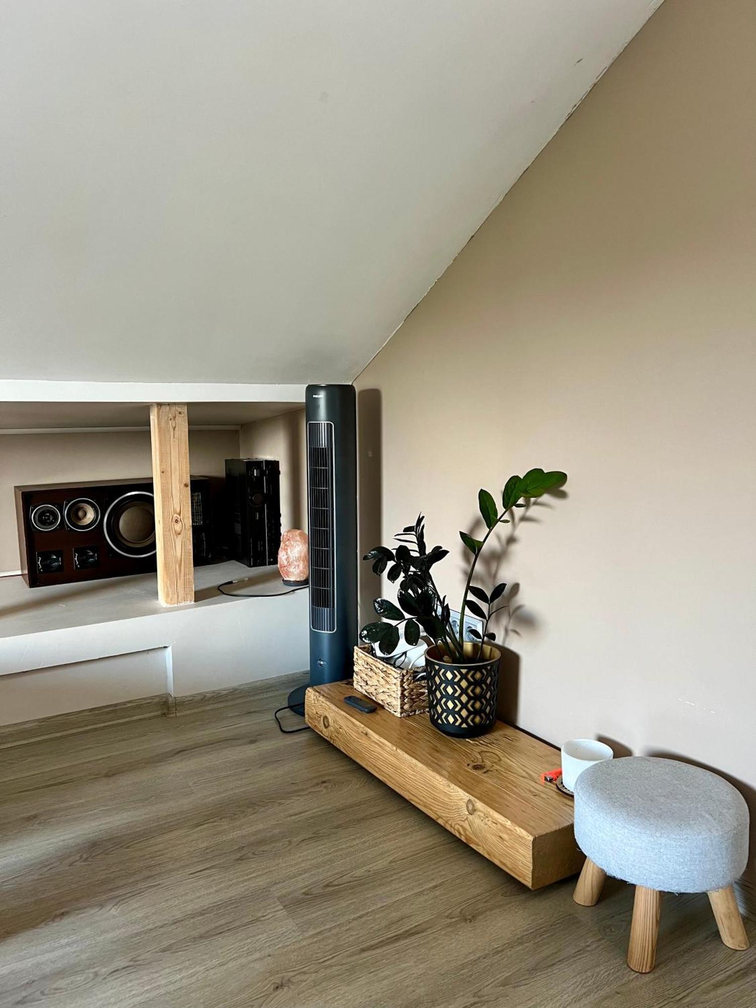 Вилла Two Story Tiny House Вентспилс Экстерьер фото